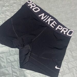 NIKE PRO